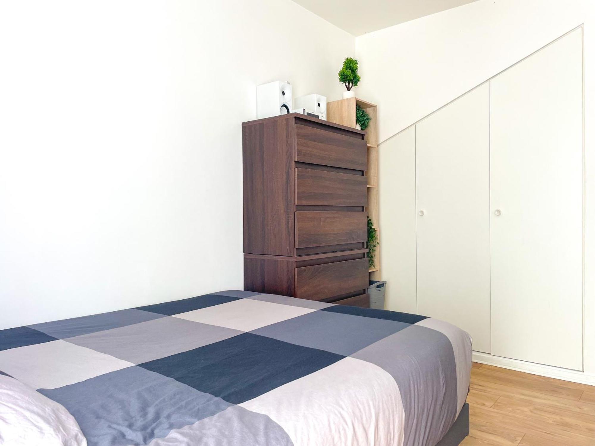 Comfortable In Near La Defense Arena And Paris With Very Good Wifi Séjour chez l'habitant Nanterre