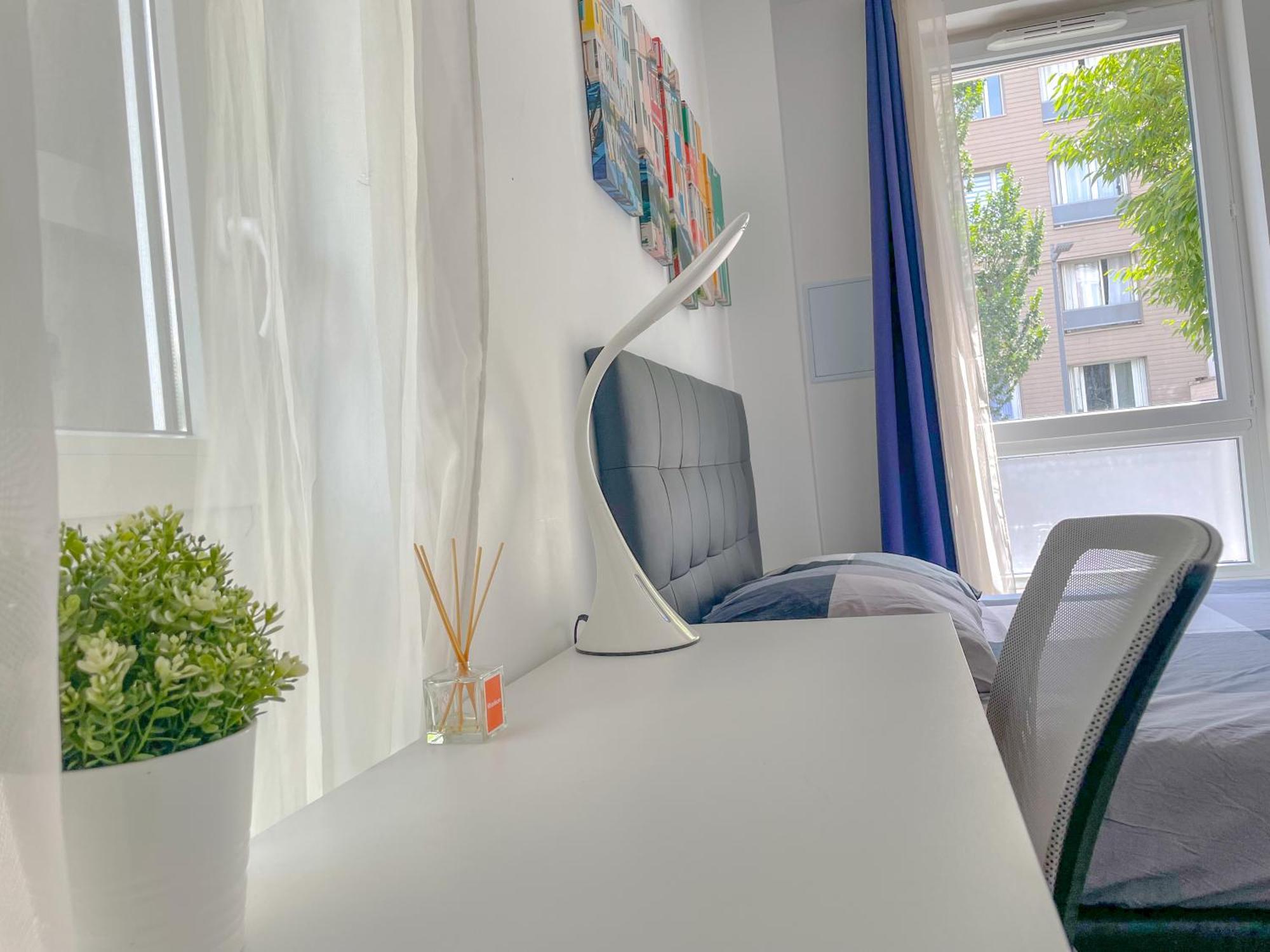Comfortable In Near La Defense Arena And Paris With Very Good Wifi
