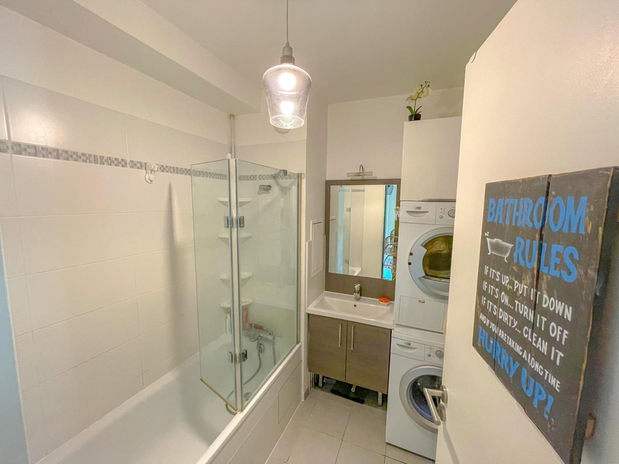 Comfortable In Near La Defense Arena And Paris With Very Good Wifi Nanterre